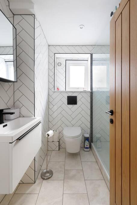 Апартаменты Modern 2-Bed Flat Near To Brighton Seafront Экстерьер фото